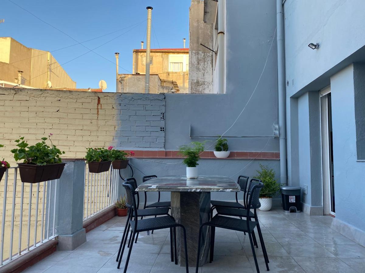 Apartamentos Playa Badalona Esterno foto