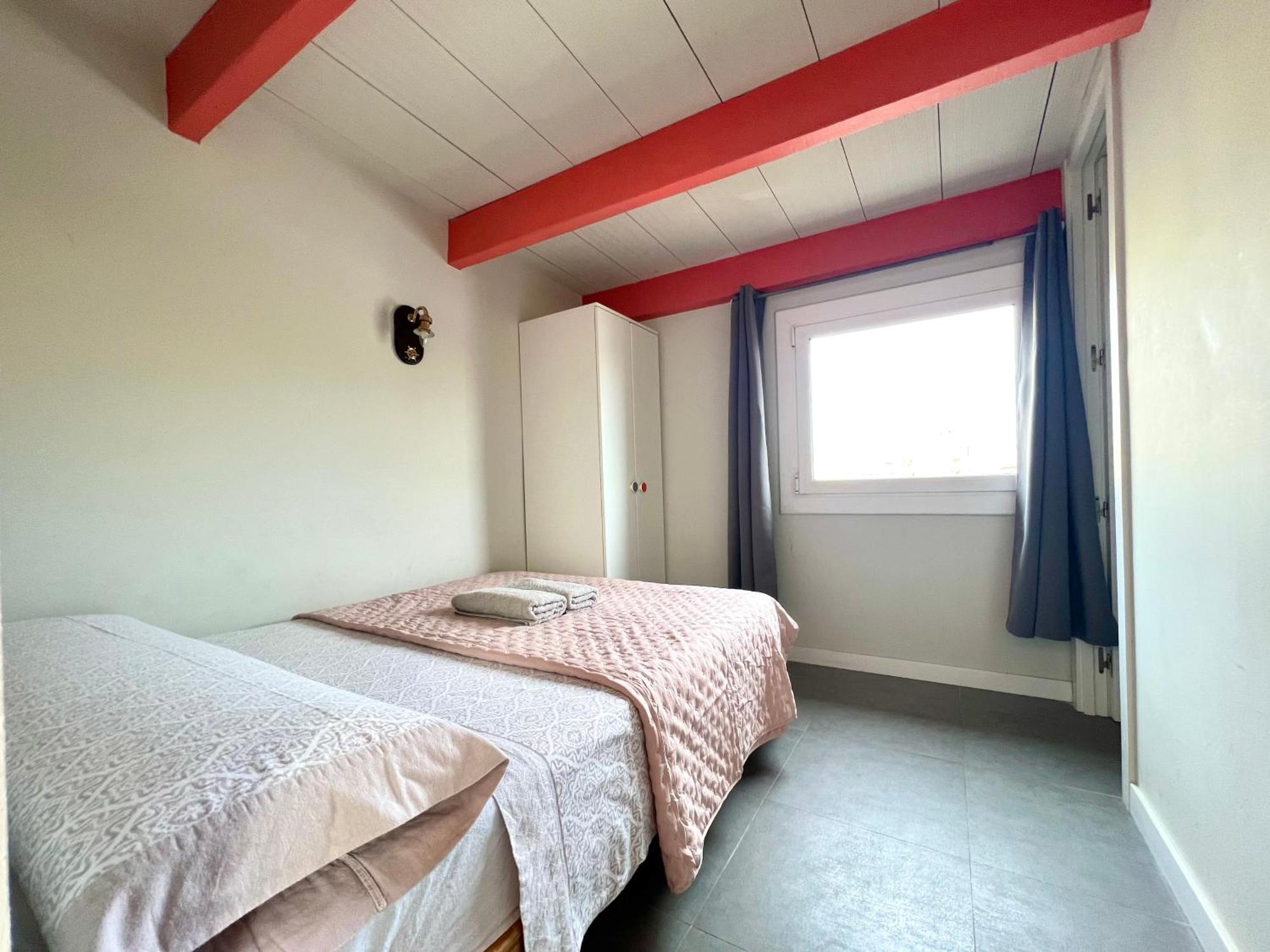Apartamentos Playa Badalona Esterno foto